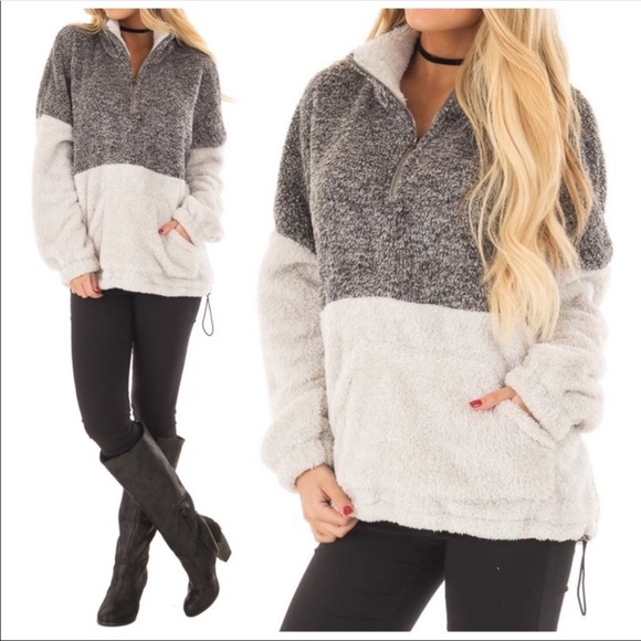 ⛄️Beautiful Charcoal 2 tone Fuzzy & Soft Sweater⛄️ - Picture 2 of 3